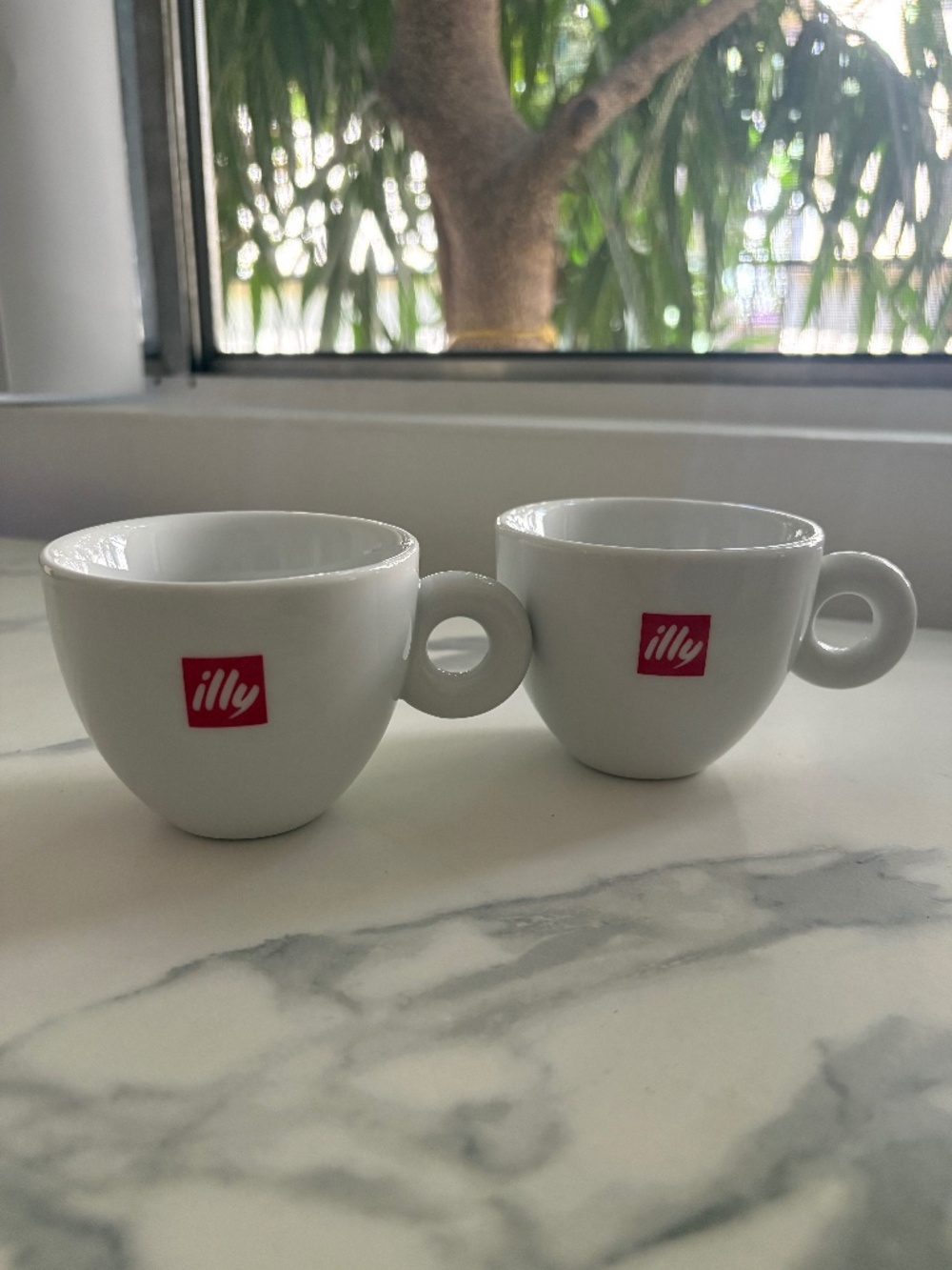 Cups -Illy